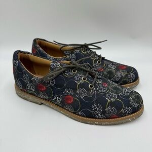 Insecta Chic Floral Women's Loafers